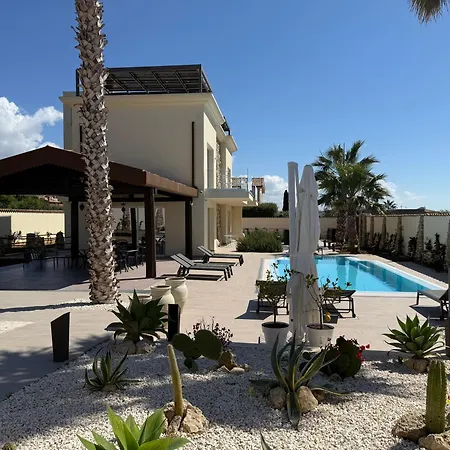 Limonaia Luxury Oda ve Kahvaltı 4*